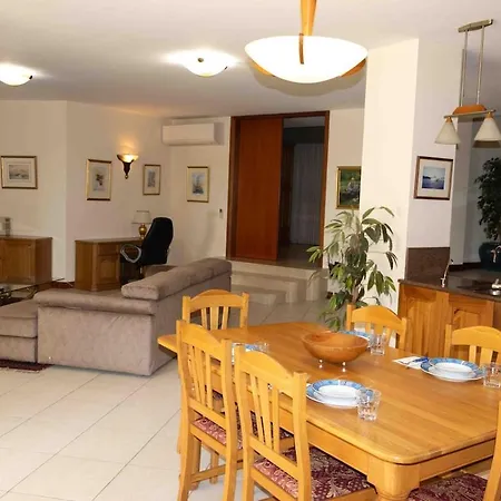 Seaviewportomasoyacht Apartment, Next To Paceville * Saint Julian's