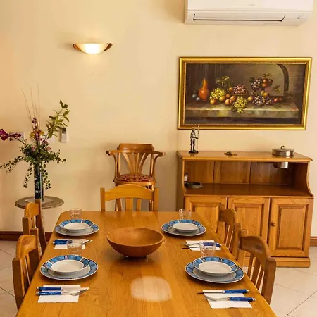 Seaviewportomasoyacht Apartment, Next To Paceville *