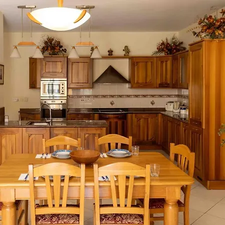 Seafront Portomasoyacht Apartment, Next To Paceville