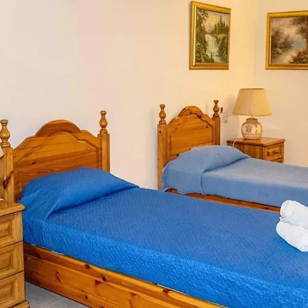 Seaviewportomasoyacht Apartment, Next To Paceville Apartment *