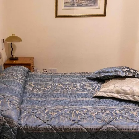 Seaviewportomasoyacht Apartment, Next To Paceville *