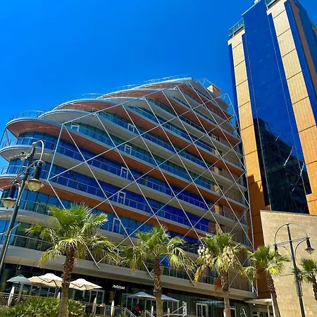 Seafront Portomasoyacht Apartment, Next To Paceville *