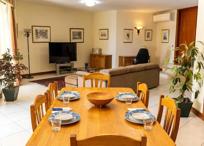 Seafront Portomasoyacht Apartment, Next To Paceville * St. Julian's