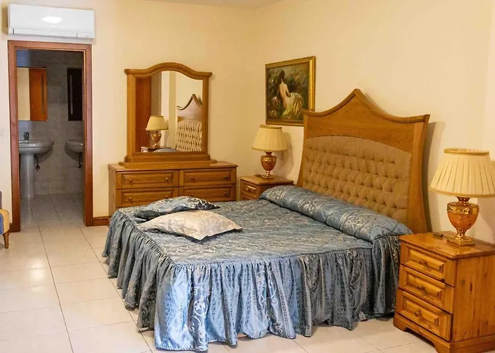 Seafront Portomasoyacht Apartment, Next To Paceville Apartament *