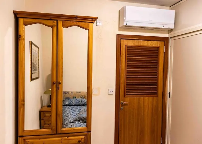 Seafront Portomasoyacht Apartment, Next To Paceville 아파트 Saint Julian's