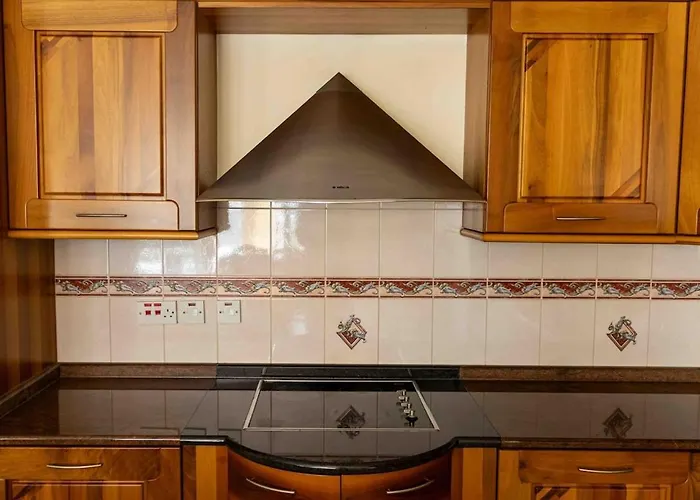 Seafront Portomasoyacht Apartment, Next To Paceville Apartament